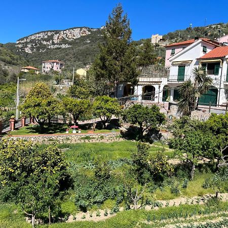 Rocca Di Corno Guest House 菲纳莱利古雷 外观 照片