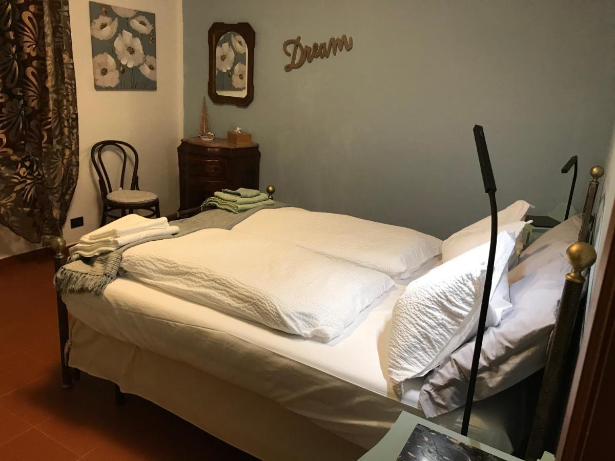 Rocca Di Corno Guest House 菲纳莱利古雷 外观 照片