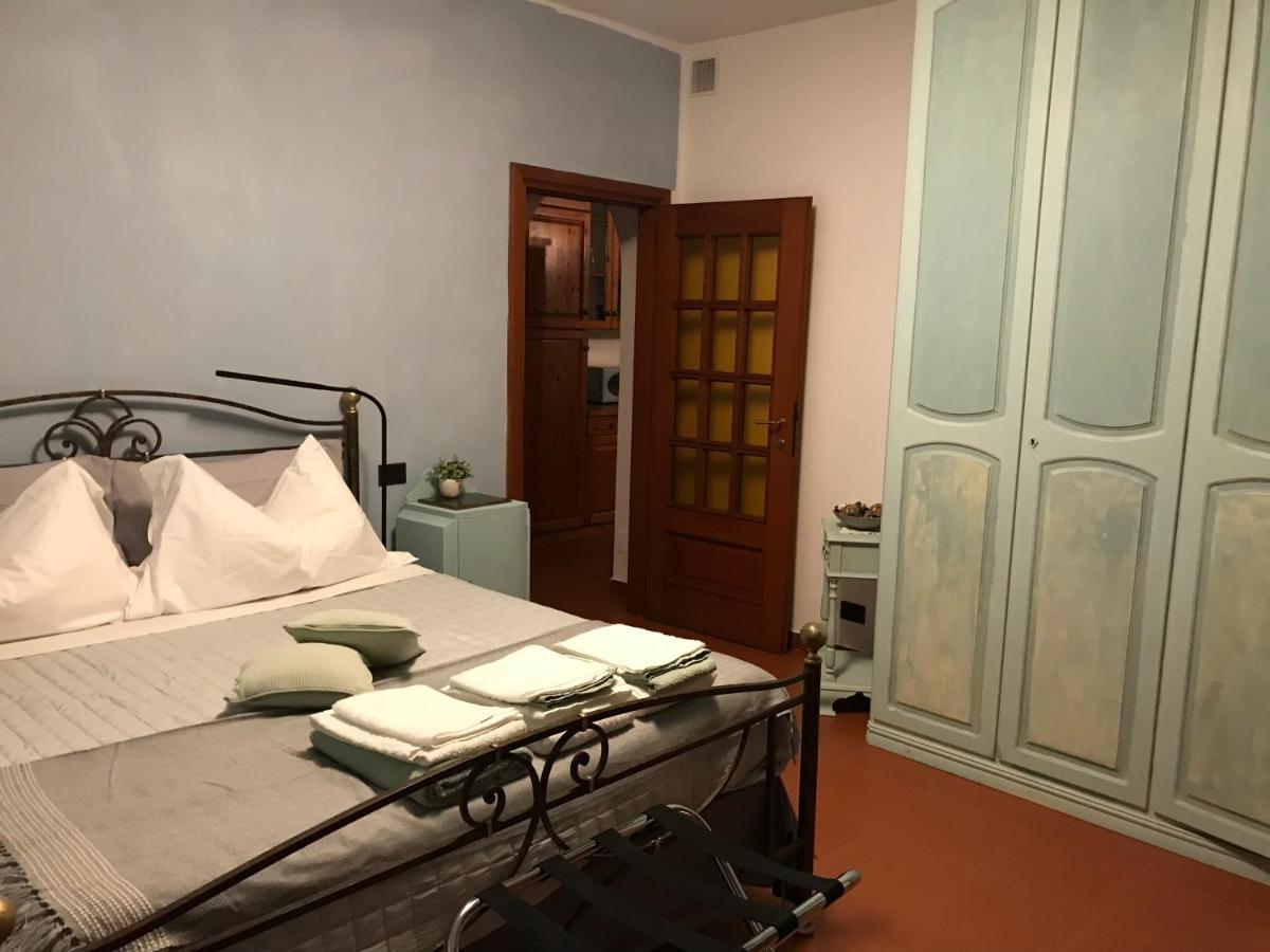 Rocca Di Corno Guest House 菲纳莱利古雷 外观 照片
