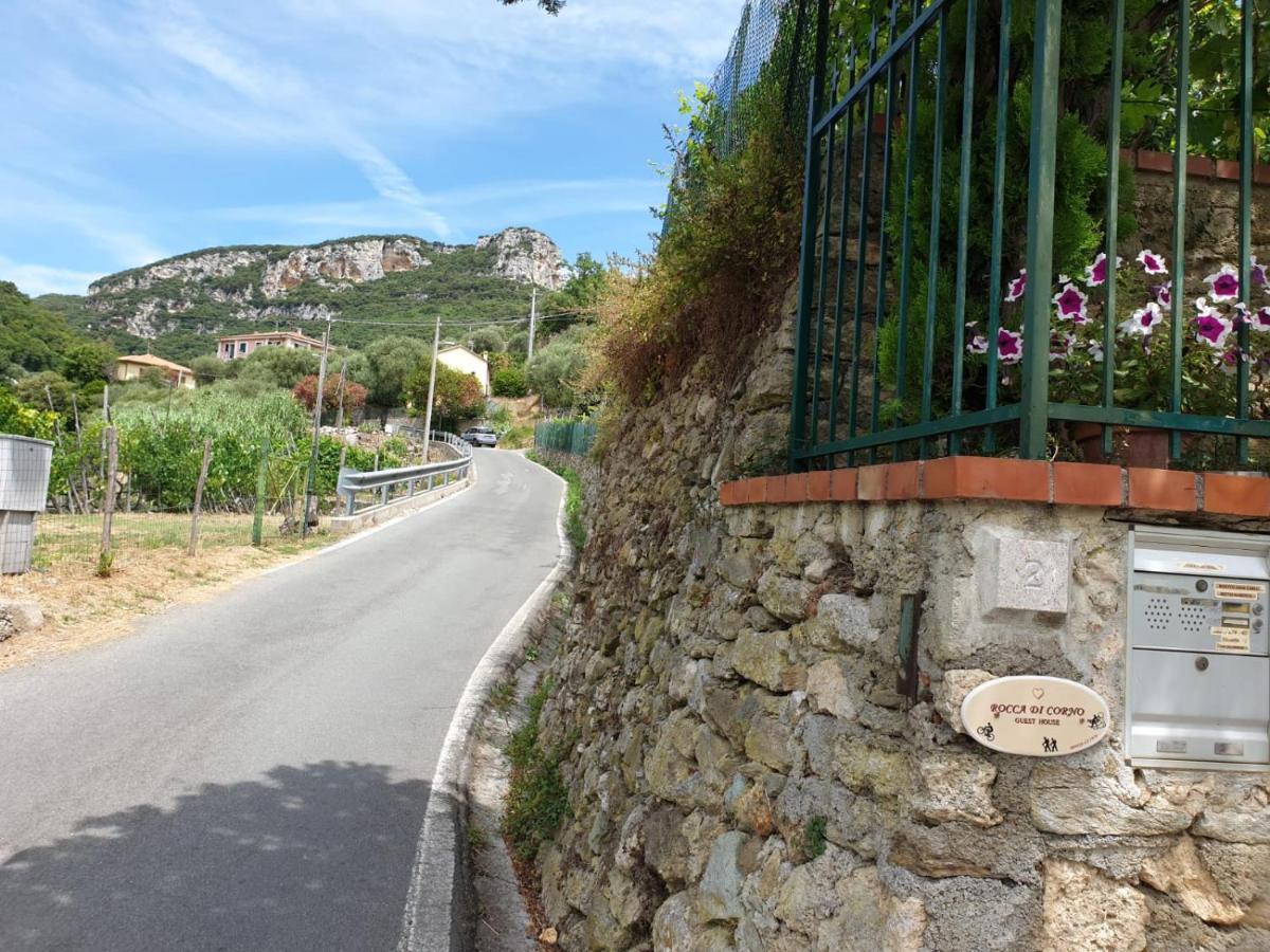 Rocca Di Corno Guest House 菲纳莱利古雷 外观 照片