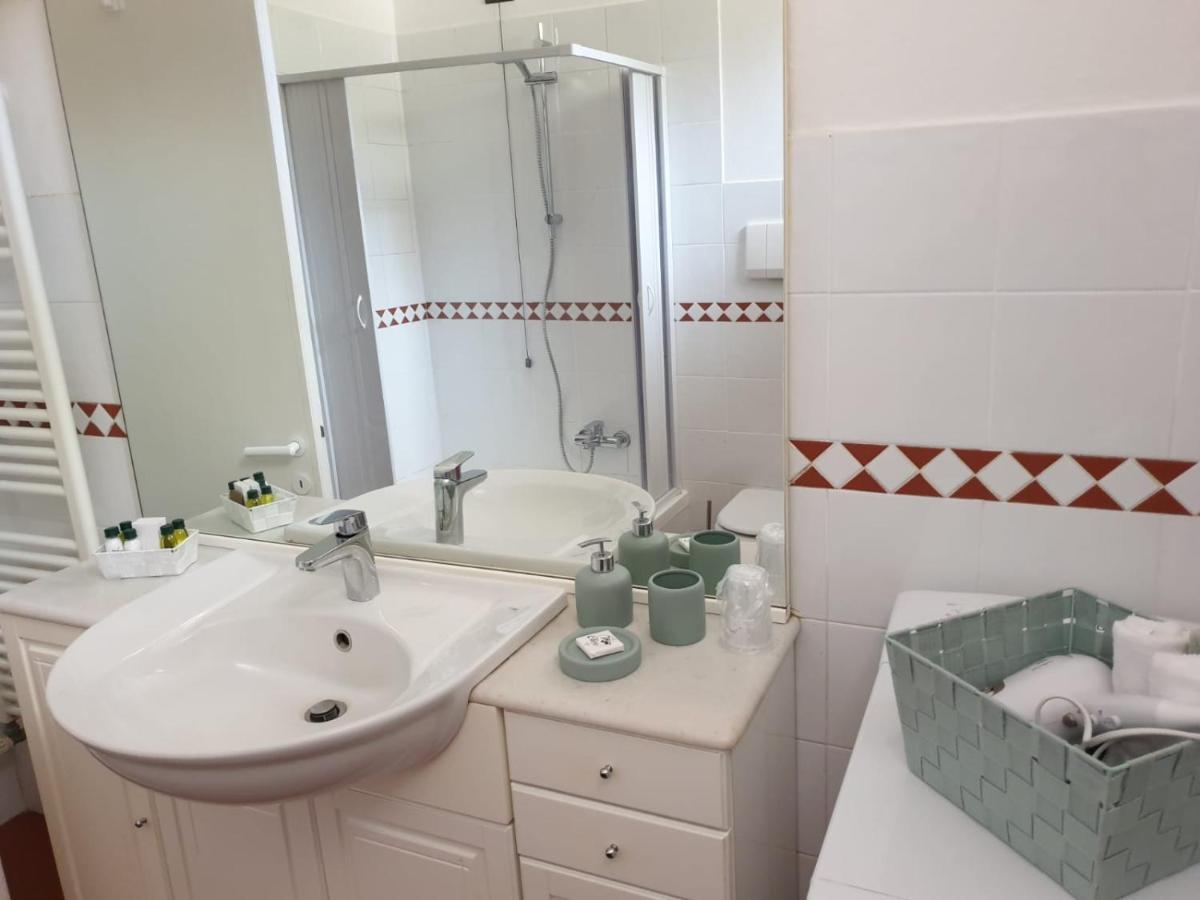 Rocca Di Corno Guest House 菲纳莱利古雷 外观 照片