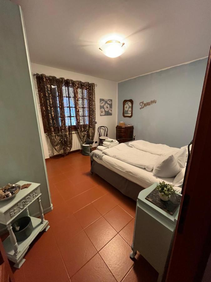 Rocca Di Corno Guest House 菲纳莱利古雷 外观 照片