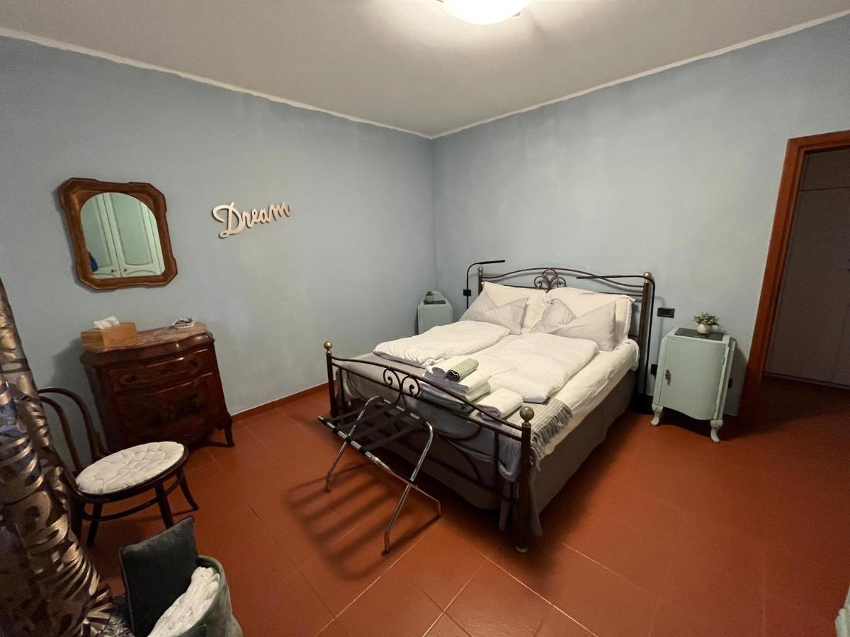 Rocca Di Corno Guest House 菲纳莱利古雷 外观 照片