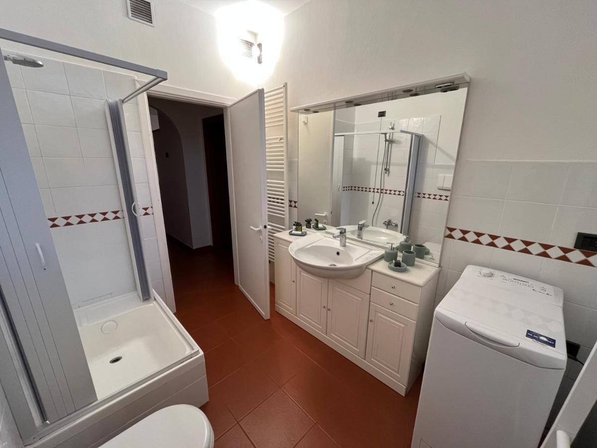 Rocca Di Corno Guest House 菲纳莱利古雷 外观 照片