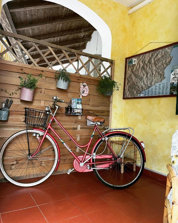 Rocca Di Corno Guest House 菲纳莱利古雷 外观 照片